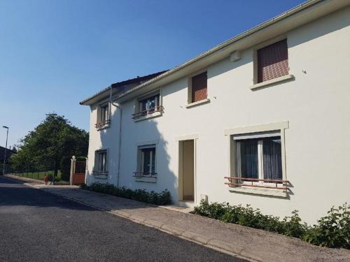 Larzicourt House | chez cadet