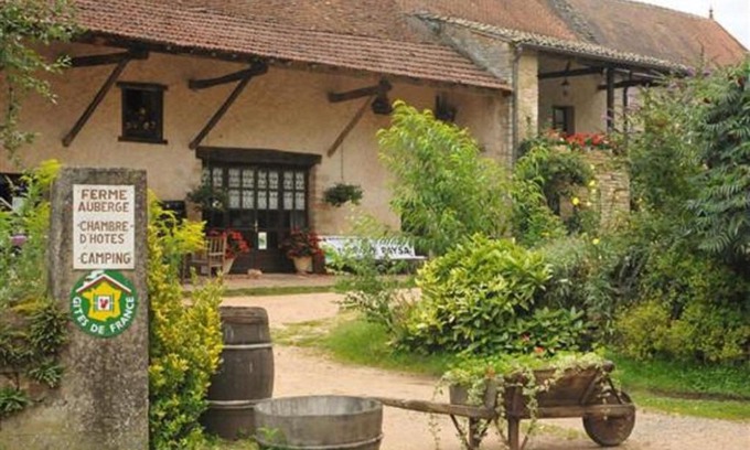 Etrigny Bed & Breakfast | Chez Camille