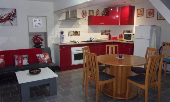 Beauchene Apartment | chez christophe