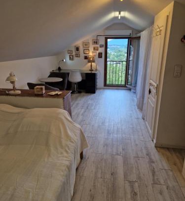 Gaillard House | Chez Gabrielle