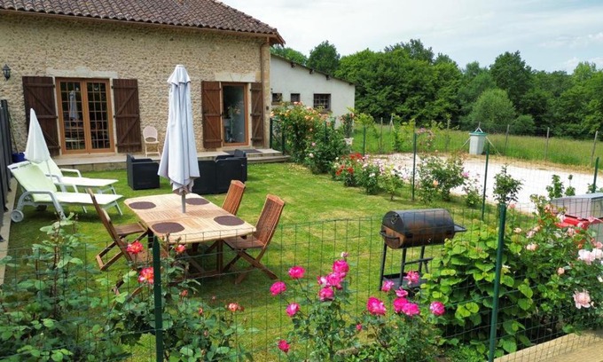 Eglise-Neuve-de-Vergt Apartment | Chez Lucia a 15min de Perigueux à 6km autoroute A89