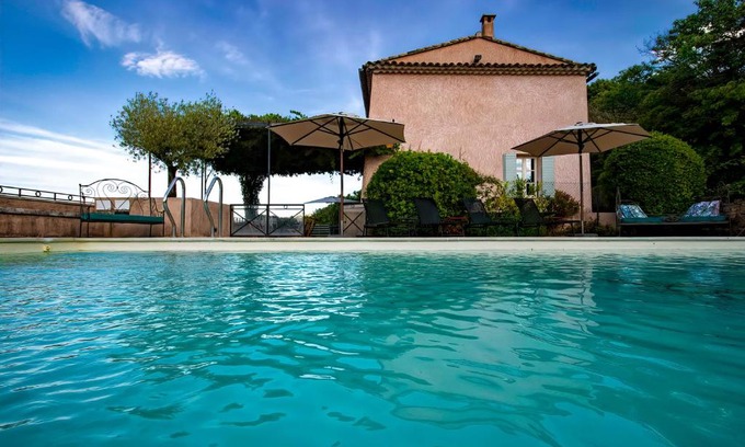 Apt House | Chez Manon