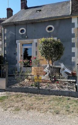 Dompierre-sur-Nievre House | chez Marie et Lulu