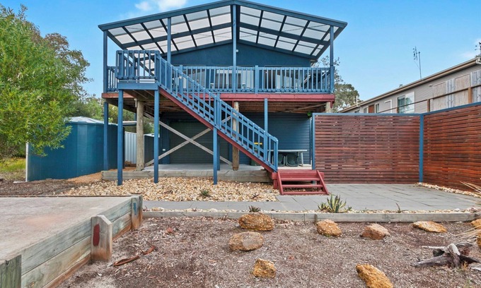 Loch Sport House | Chez Reeve - 6 National Park Road, Loch Sport