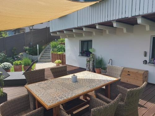 Niedermirsberg Apartment | Chic Blick Die Ferienwohnung