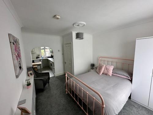 Southampton City Centre Apartment | Chic & Cosy Studio Apartment