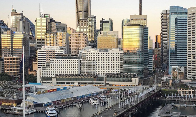 Darling Harbour Apartment | Chic Darling Harbour Oasis in the Heart of Sydney, 2BR w/Resort-Style Amenities