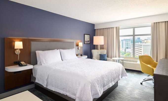 Mount Vernon Triangle Hotel | Chic Downtown Retreat Near Convention Center & Attractions! Free Breakfast