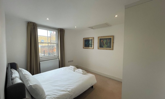 Marylebone Apartment | Chic Duplex London in Marylebonenn