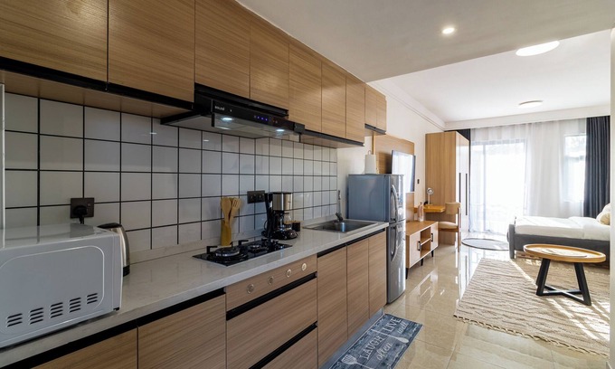 Kitisuru Apartment | Chic studio with WiFi and fitness room in lovely Nairobi
