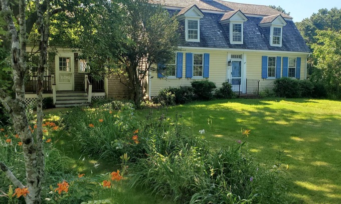 Plymouth House | Chiltonville Massachusetts, 3 bedroom, on river, near beach