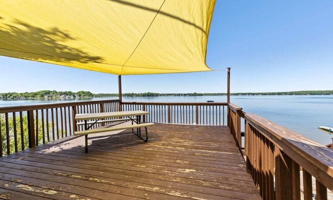 Chippewa Lake Cabin | Chippewa Bluffs Resort Combined 3BR 3BA Cabins