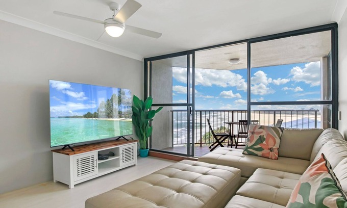 Caloundra Apartment | Chiswell Place Unit 7, 31 Warne Tce