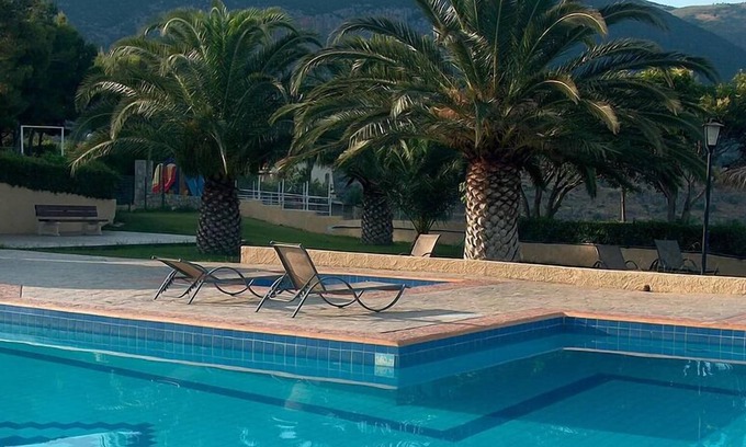 Delphi RV Rental | Chrissa Camping Rooms & Bungalows