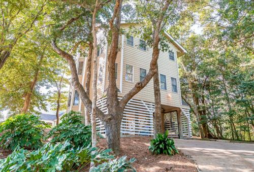 Tuckahoe House | Christie
