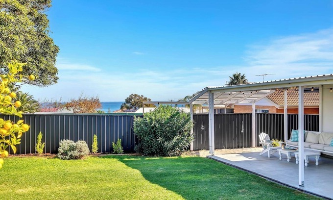 Christies Beach House | Christies Grove Seaside Bliss near McLaren Vale