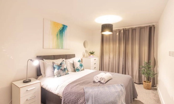 Bordesley House | Chrome Homes - New 1 Bed City Centre Wi-Fi/SmartTV