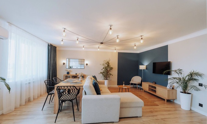 Chisinau Apartment | City Center 2BR with Sauna, Walkable spot