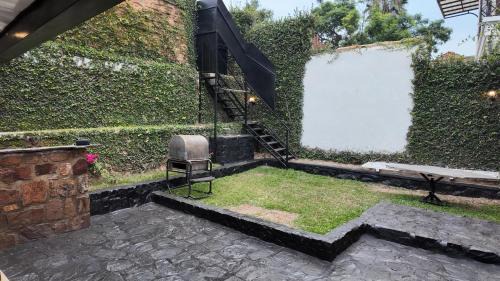 Gitarama Apartment | City Chic House At Sonatube