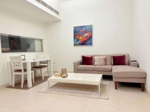 Qurm Apartment | City Gem BAQ - 305