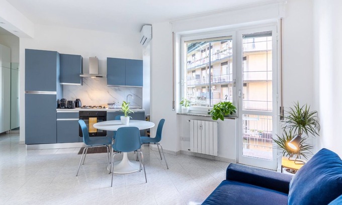 Bullona Apartment | [CITY LIFE | FAIR] Strategic Apartment | WiFi A/C & Netflix | Pet Friendly