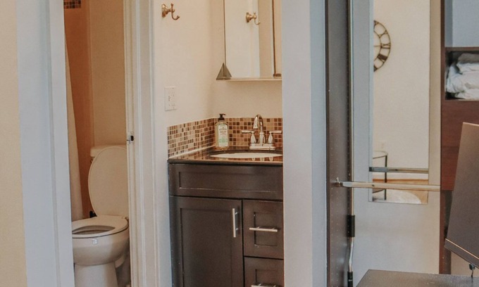 Ballpark Apartment | City Oasis: Convenient Downtown Denver Loft with Parking
