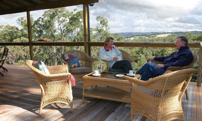 Vacy Cabin | Clancy's Lodge at BANJOS BUSHLAND RETREAT - couples, families & groups
