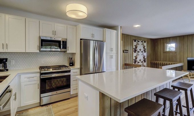 South Beach House | Classic 2nd Row Beach Home ~ Pet Friendly ~ 2 Brown Pelican Rd