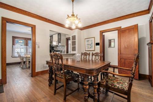 Southeast Omaha House | Classic 4BR Bowery Hill Gem Near Top Spots