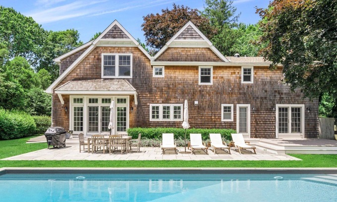 Village of East Hampton House | Classic East Hampton shingle-style home, lush acreage, private pool,.