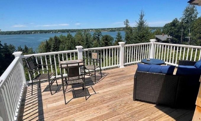 Orrs Island Cottage | Classic Orr’s Island, Maine Cottage, sleeps 4, 1 Bath, Stunning ocean views. New Listing !