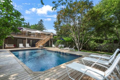 North Sea House | Classic Southampton Home: 5BR, Pool,Jacuzzi, Cooper's Beach