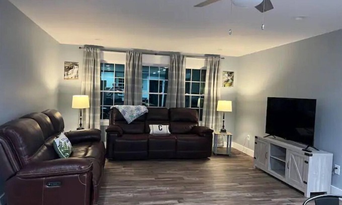 Jonesborough Apartment | Clean! Pet friendly, New construction, 2 bedrooms, 2 bathrooms, washer-dryer