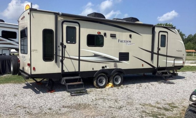 Acadia Parish House | Clean, safe, and cozy RV located between Lafayette and Lake Charles.