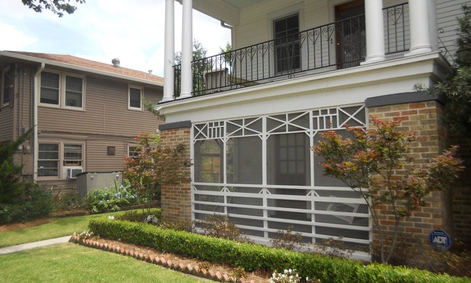 Bayou St. John Apartment | Clean Spacious Apt. near City Park, Fairgrounds