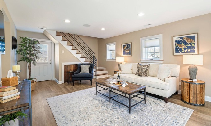 Keene Cottage | Clear Sky Cottage - A Spacious 1 BR Cottage Close to Charlottesville & Wineries.