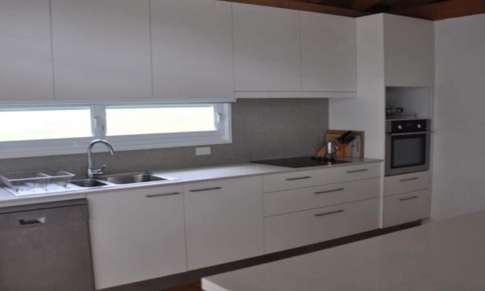 Macmasters Beach House | Close to beach in Gerda Road