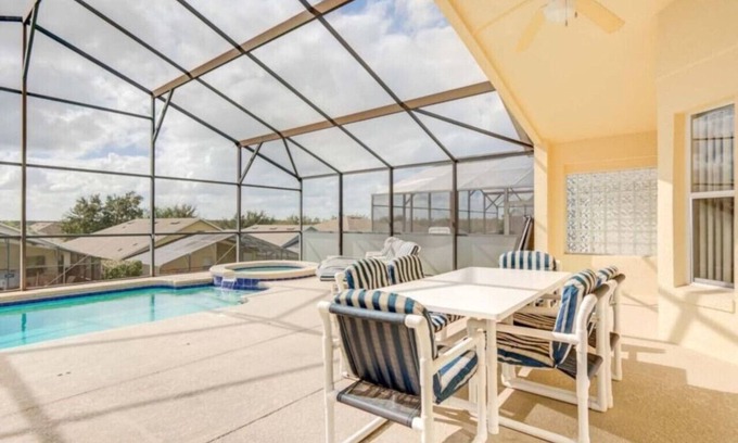 Highgate Park Villa | Close to Disney - Game Room - Private Pool