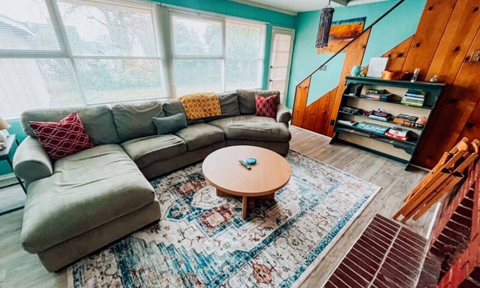 Greensboro House | Close to Downtown-Primary on Main-Fast Internet