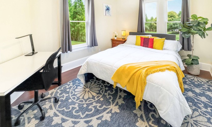 Tarrytown House | Close to New York City with Bridge View & Parking