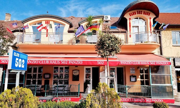 Kalocsa Bed & Breakfast | Club Haus 502 Kalocsa