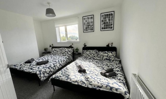 Clydebank Apartment | ClydeBank Brand new 3BDR Home, Glasgown
