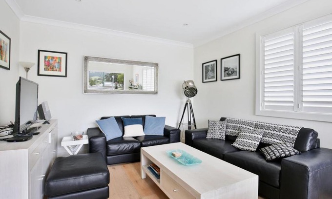 Werri Beach House | Coast I Pet Friendly I 3 Mins Walk to the Beach