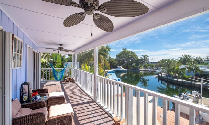 Indian Waterways House | COASTAL ELEGANCE FOR RENT IN ISLAMORADA ! PARADISE FOUND ON DEEP WATER