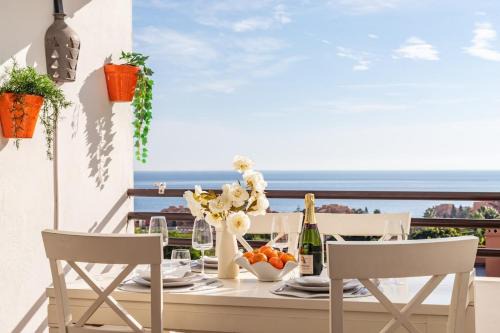 Castillo de Sabinillas Apartment | Coastal Escape & Sea Views by Domvia