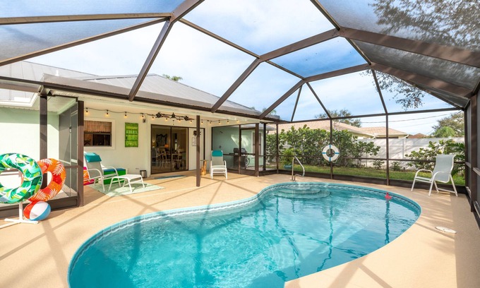 Sebastian Highlands House | 🍹🌞 Coastal Getaway! Heated Pool, Private Patio, Fenced Yard, 5 miles to Beach!