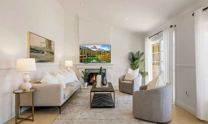 Del Obispo House | Coastal Home in Dana Point, 5-bedrooms, 4-bathrooms, beach, restaurants, shops