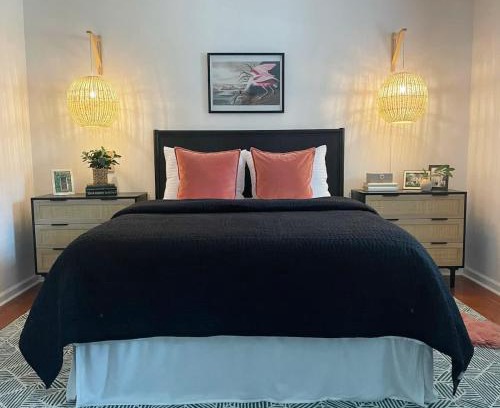 Talahi Island House | Coastal Oasis w Pool Near Beach and Downtown!
