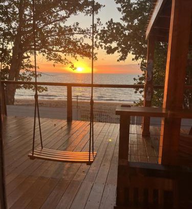 Algarrobos House | Coastal Oceanfront Hideaway w 3BR & Private Deck