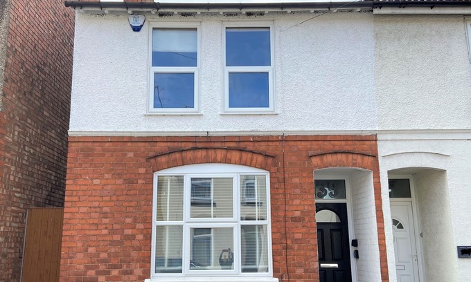 Rushden House | Cobbler's View 4 Bedroom Victorian Terrace